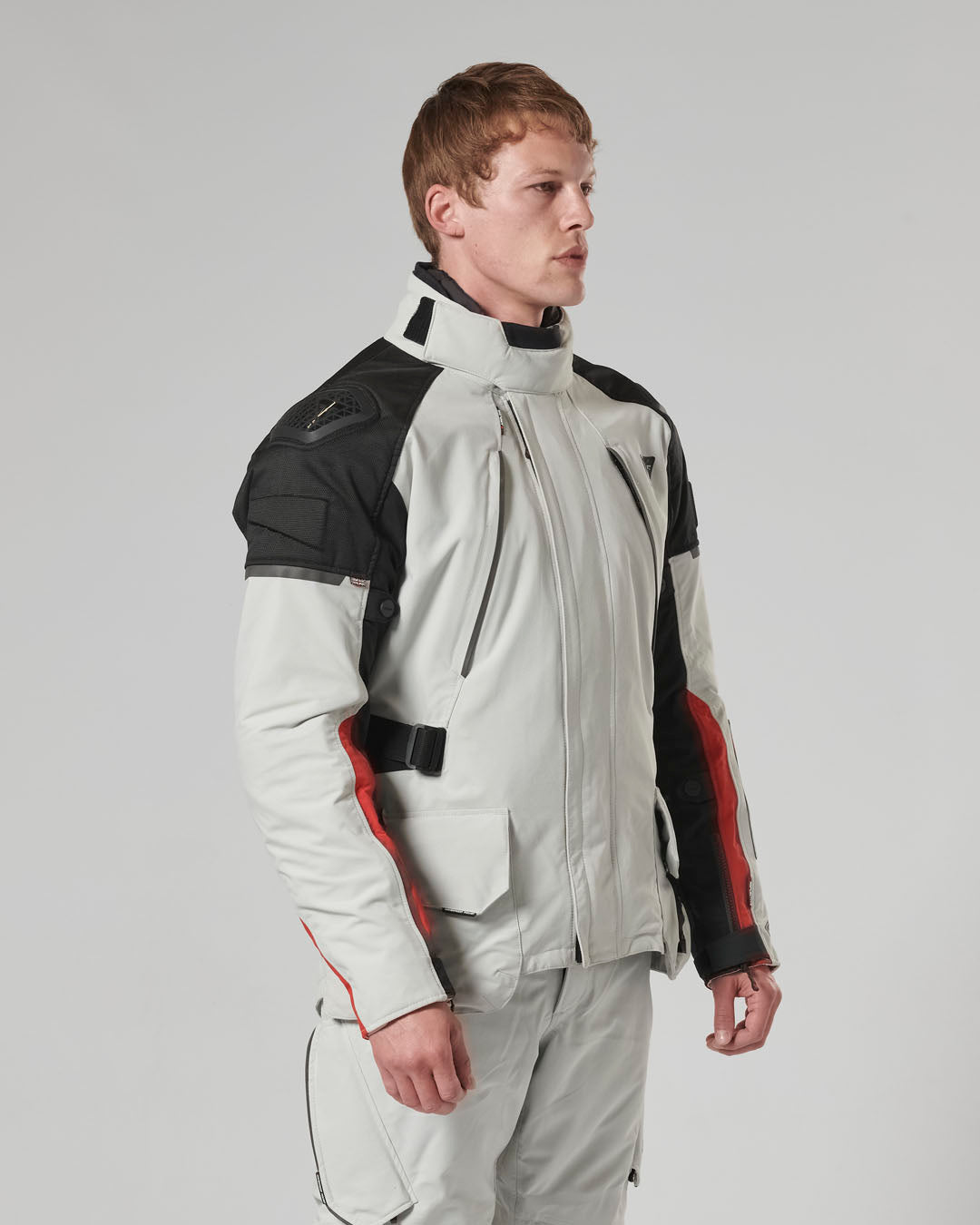 Alder GORE-TEX® Lite Jacket in Grey - SS23