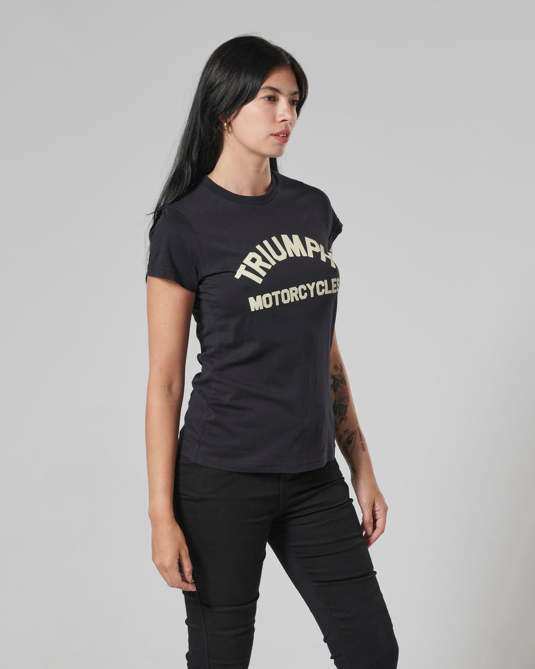 Luss Womens Arch Logo Tee in Black