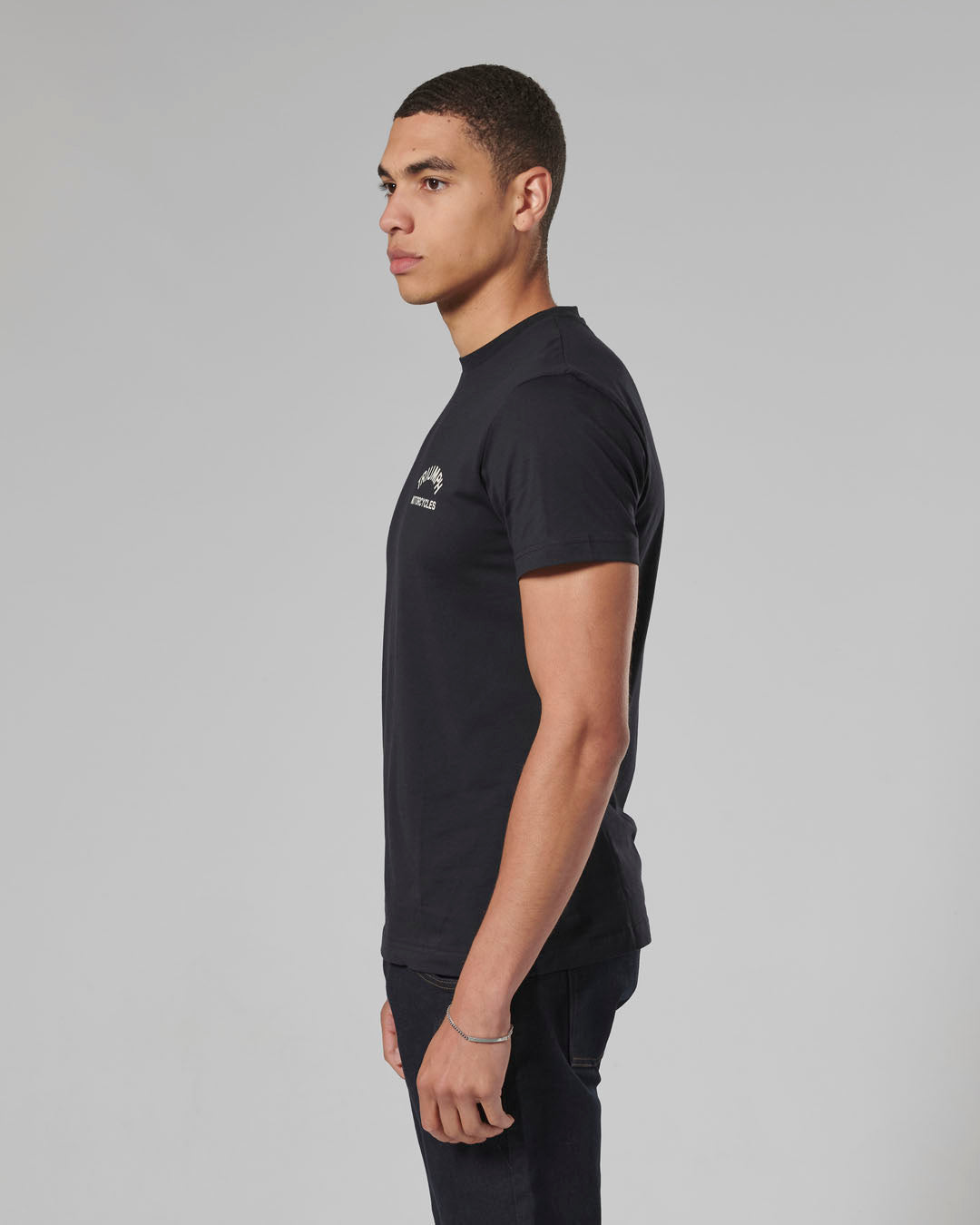 Castle Tee in Black