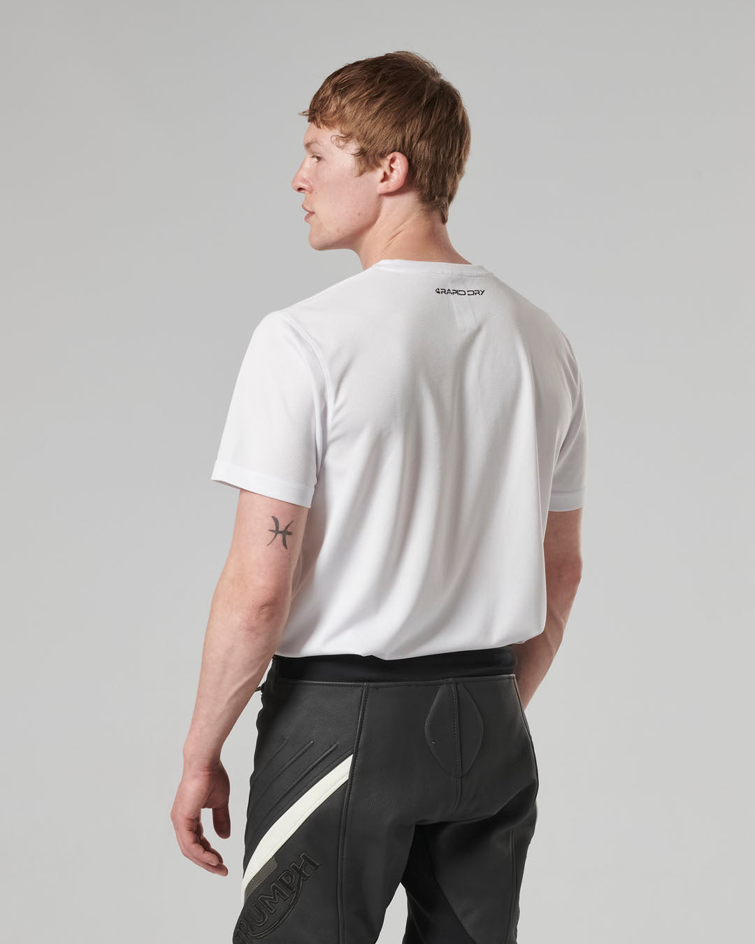 MTSS24100 - RAPID S/SLV TEE WHITE-L - Genuine Triumph Motorcycle Product