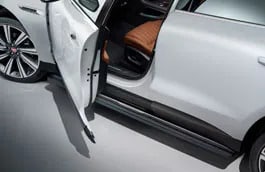 Jaguar F-PACE Deployable Side Steps Kit - 17MY only