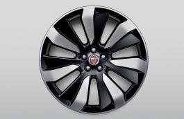 Jaguar F-PACE 21" Style 7024, Diamond Turned with Gloss Black contrast