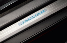 Jaguar F-TYPE Sill Treadplates - Illuminated