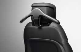 Range Rover Sport - Click and Hang