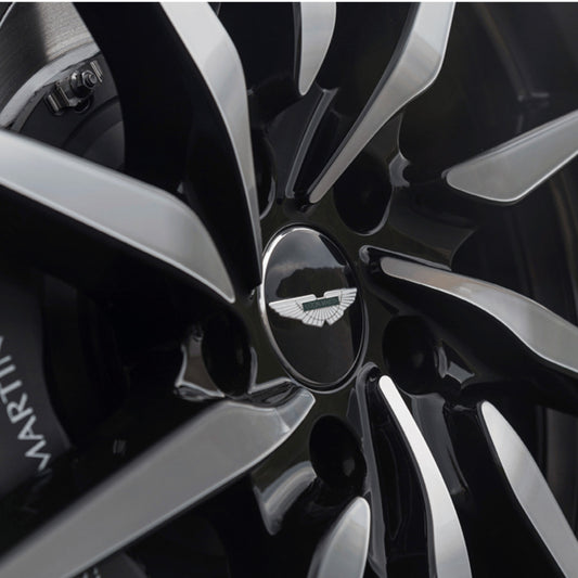 V8 Vantage Winter Wheel and Tyre Kit